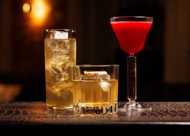 Tre lyxiga och enkla cocktails på endast tre ingredienser – Här är nya D.E.W. Drinks