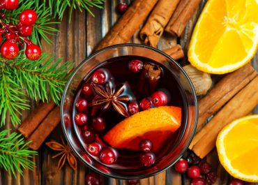 Recept:  "Spiced Cranberry Cider" Kan det bli mera julkänsla i glaset?