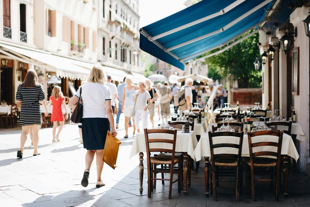 Outdoor dining area in restaurant in the city
