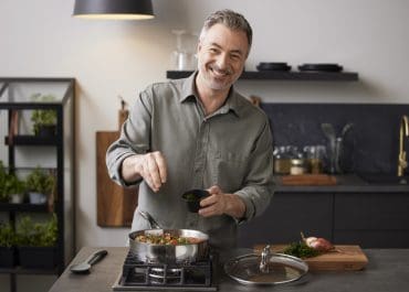 Tareq Taylor - Jag behöver en komplett sammansatt måltid till lunch