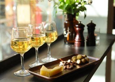 Dagliga must- och ciderprovningar på Kiviks Musteri