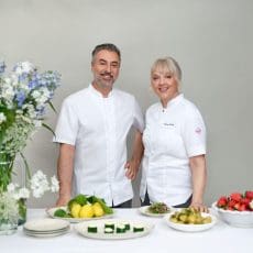 Elite Hotels dukar upp till sommarfest med Tareq Taylor och Carina Brydling