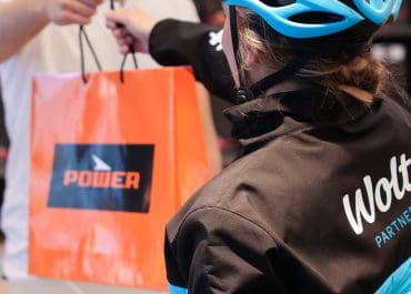 Wolt och Power lanserar snabbleverans av elektronik i Sverige