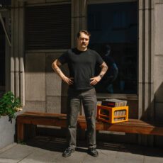 Flerfaldigt prisade bartendern Oscar Jonsson Buhre öppnar egen cocktailbar