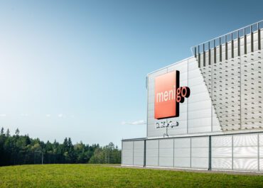 Menigo moderniserar sin lagerverksamhet tillsammans med Consafe Logistics